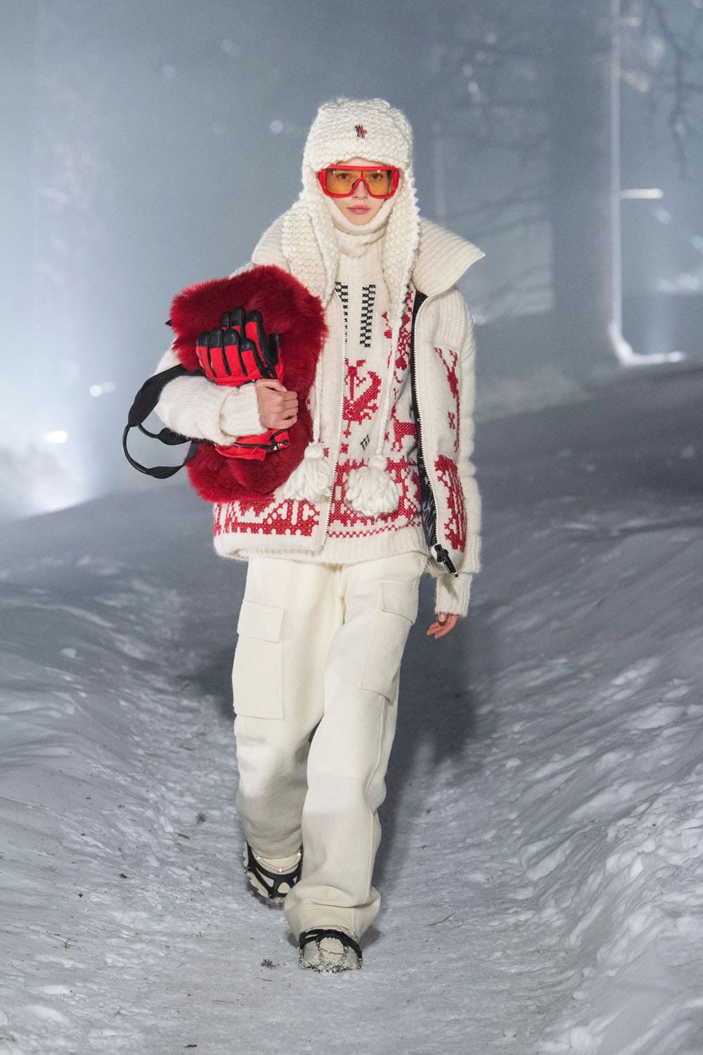 Moncler Grenoble Fall Winter 2024 2025 Runway Magazine (47)