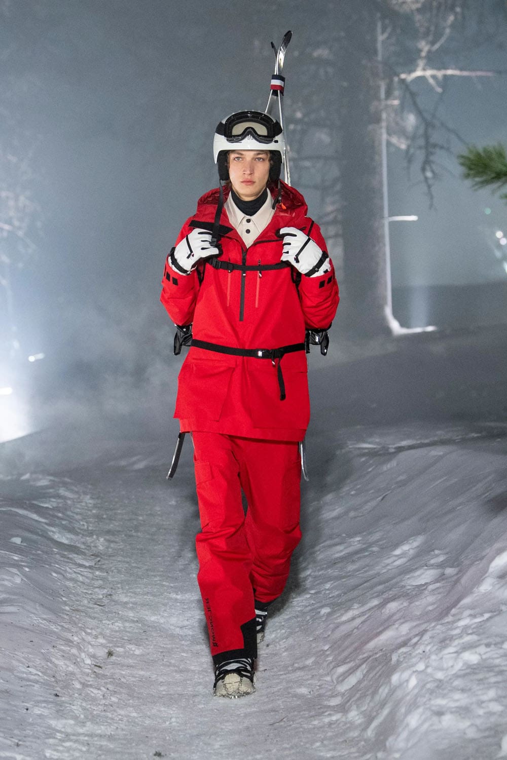 Moncler Grenoble Fall Winter 2024 2025 Runway Magazine (48)