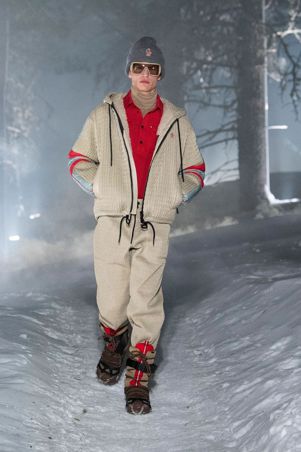 Moncler Grenoble Fall Winter 2024 2025 Runway Magazine (52)