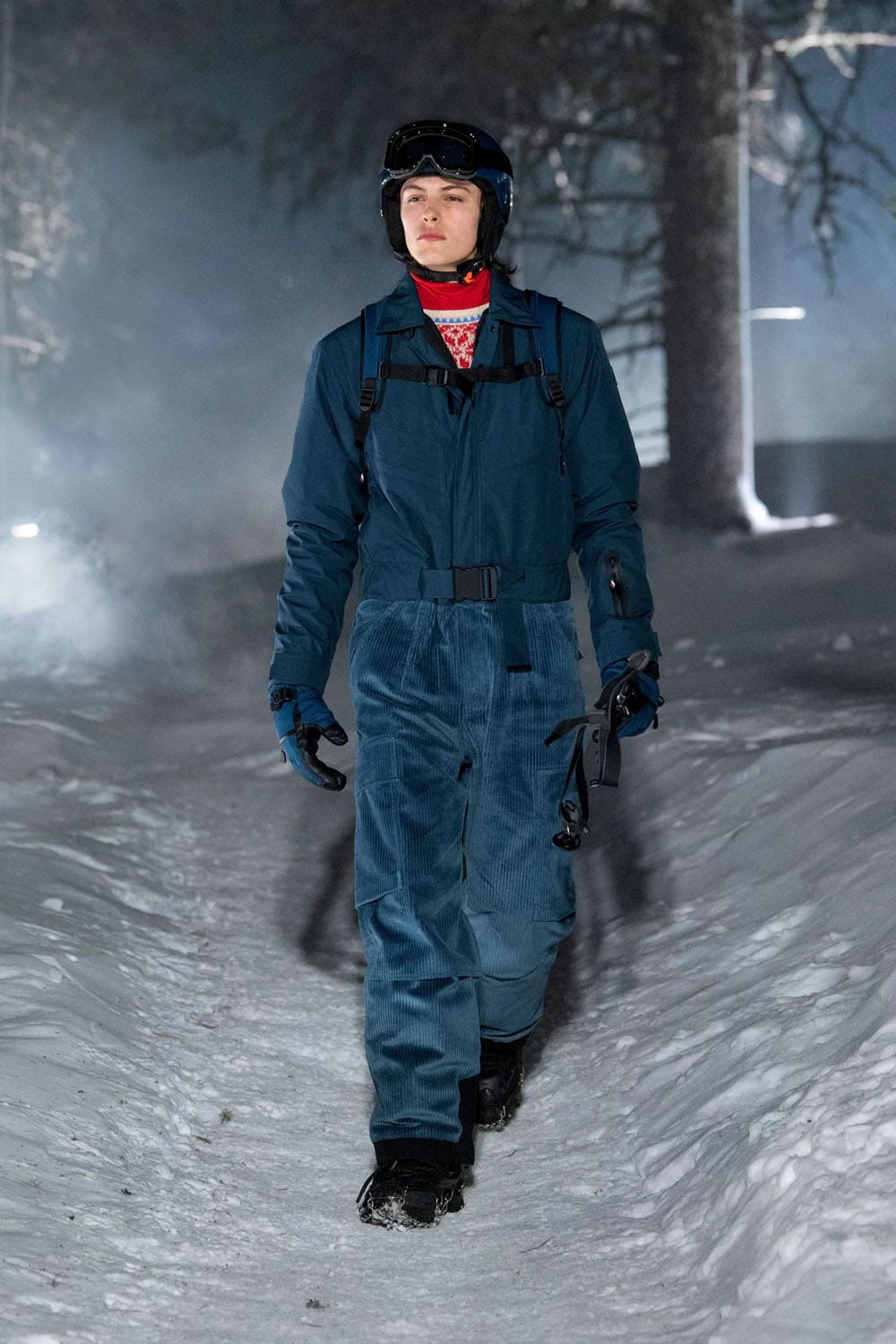Moncler Grenoble Fall Winter 2024 2025 Runway Magazine (55)