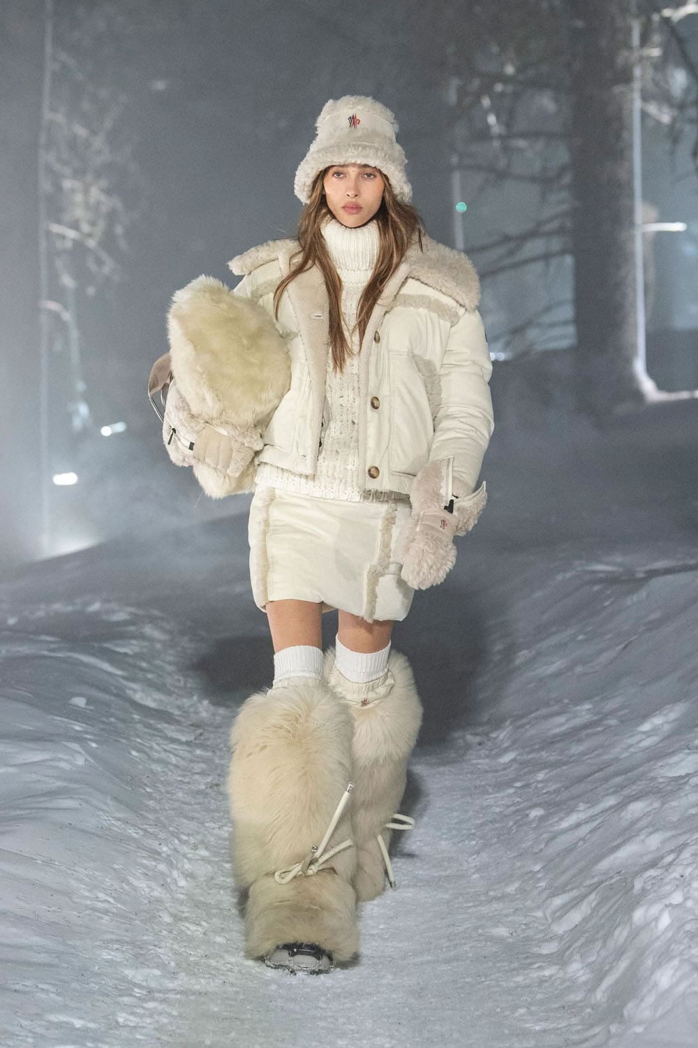 Moncler Grenoble Fall Winter 2024 2025 Runway Magazine (86)