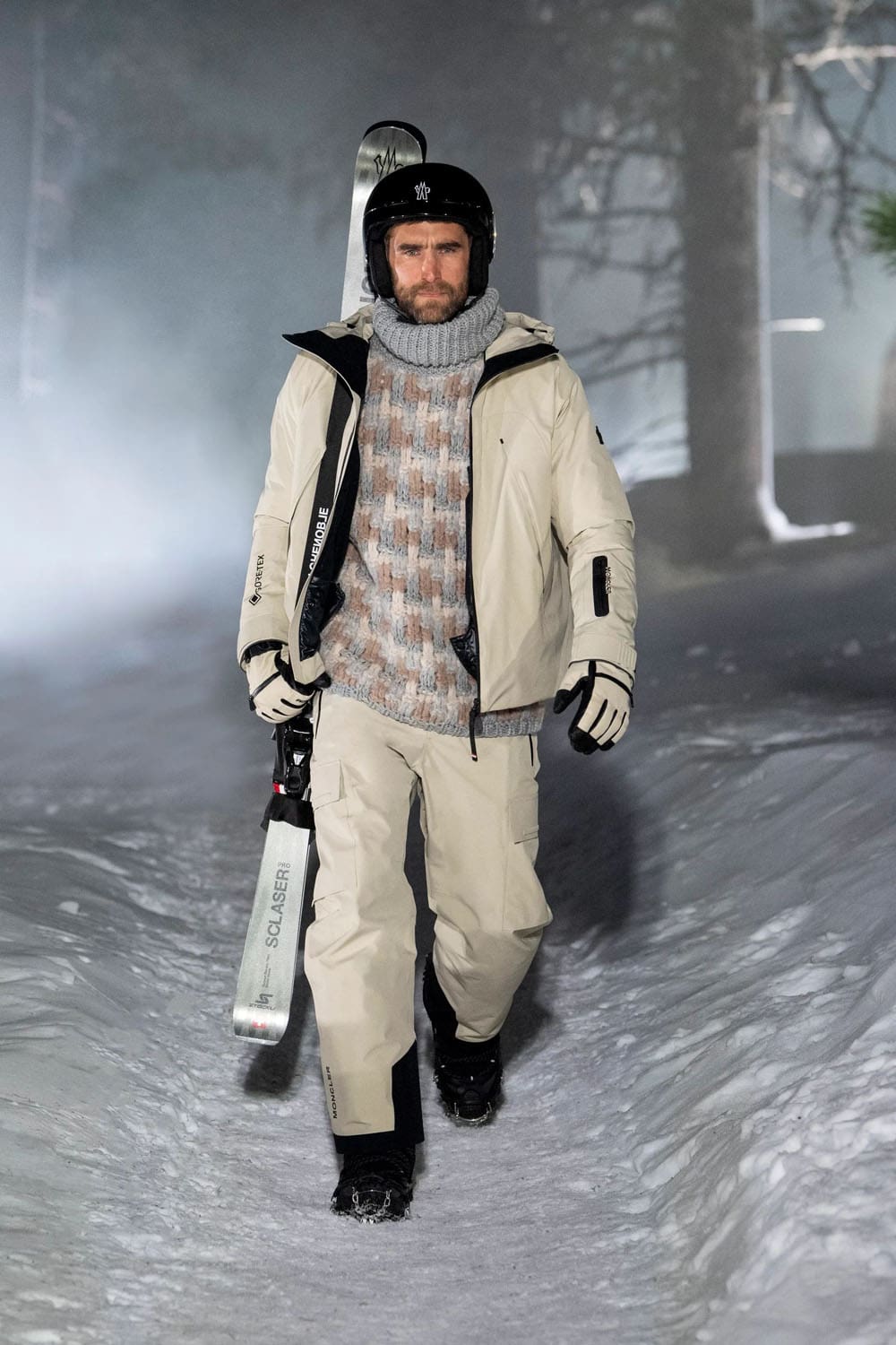 Moncler Grenoble Fall Winter 2024 2025 Runway Magazine (9)
