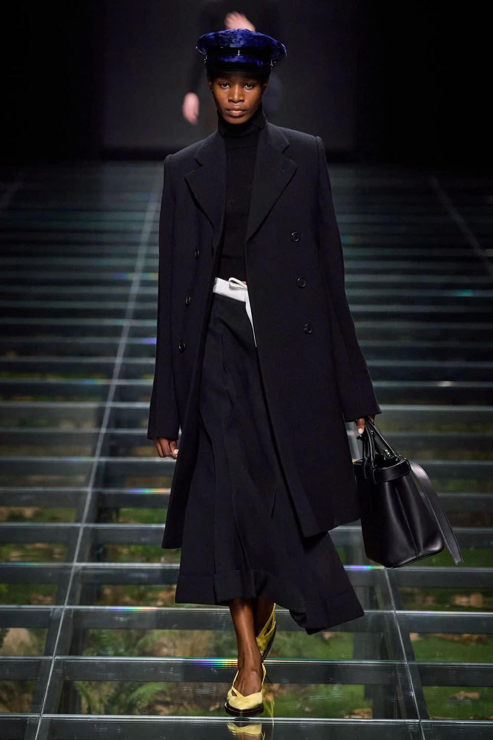 Prada Fall Winter 2024 2025 Runway Magazine (21)