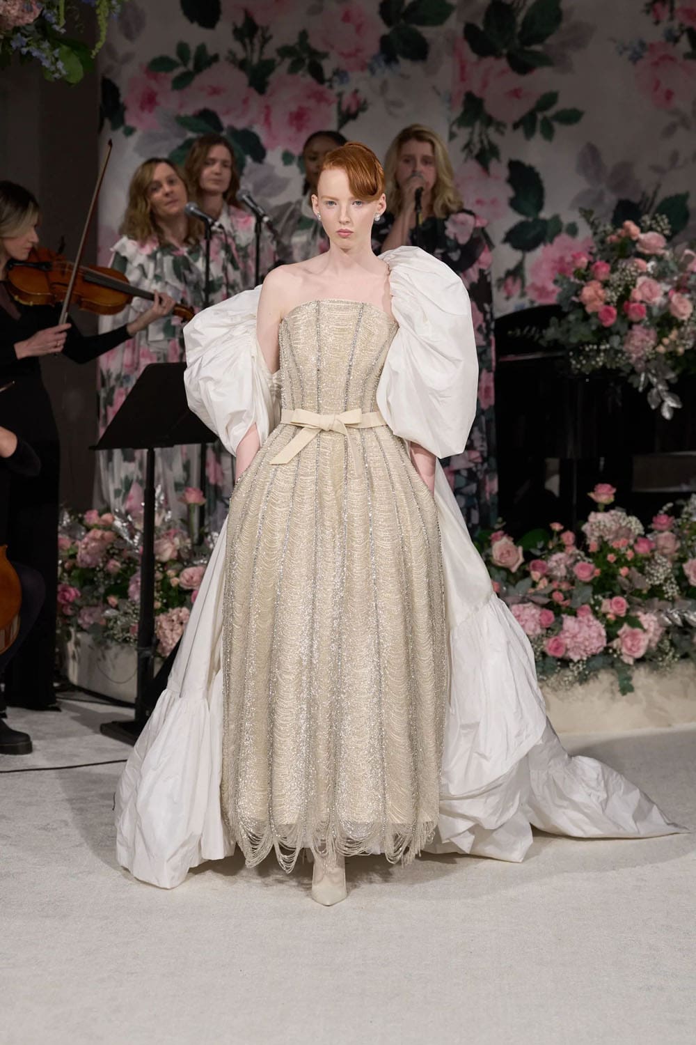 Richard Quinn Fall Winter 2024 2025 Runway Magazine (35)