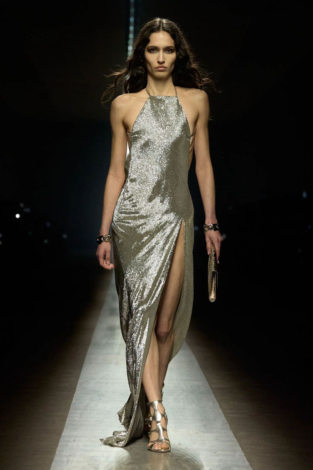 Tom Ford Fall Winter 2024 25 Runway Magazine (38)