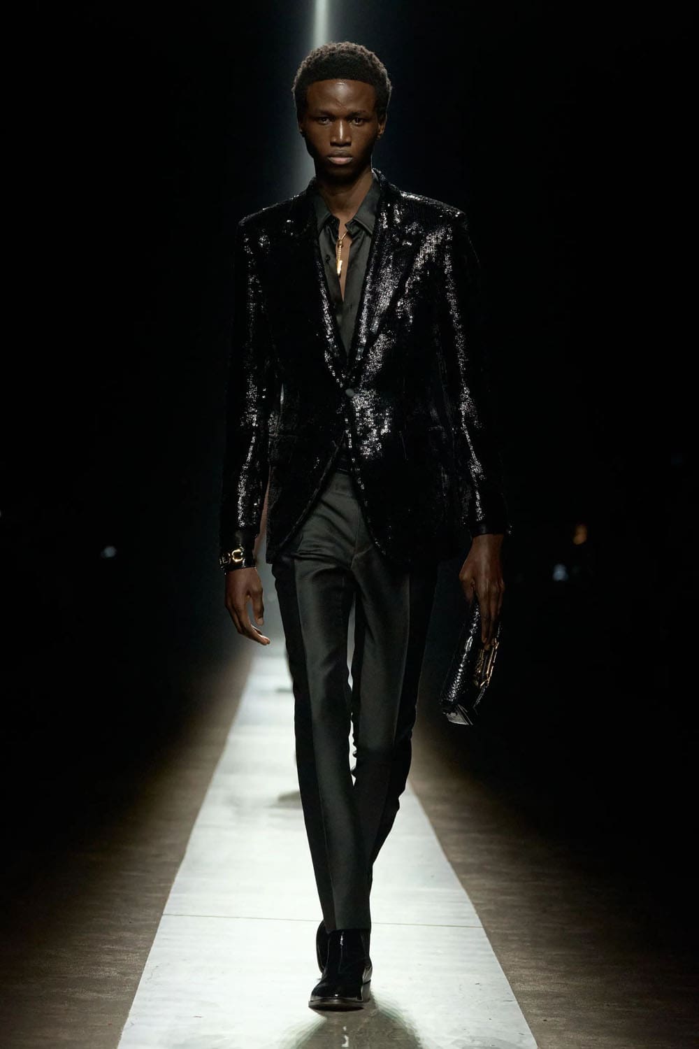 Tom Ford Fall Winter 2024 25 Runway Magazine (62)