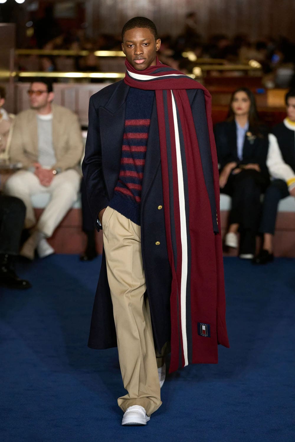 Tommy Hilfiger Fall Winter 2024 2025 Runway Magazine (32)