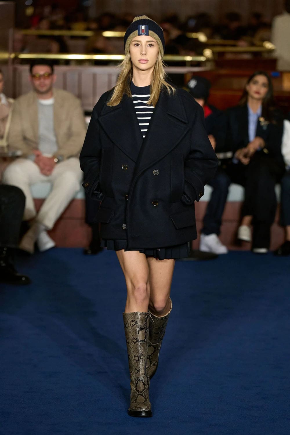 Tommy Hilfiger Fall Winter 2024 2025 Runway Magazine (33)