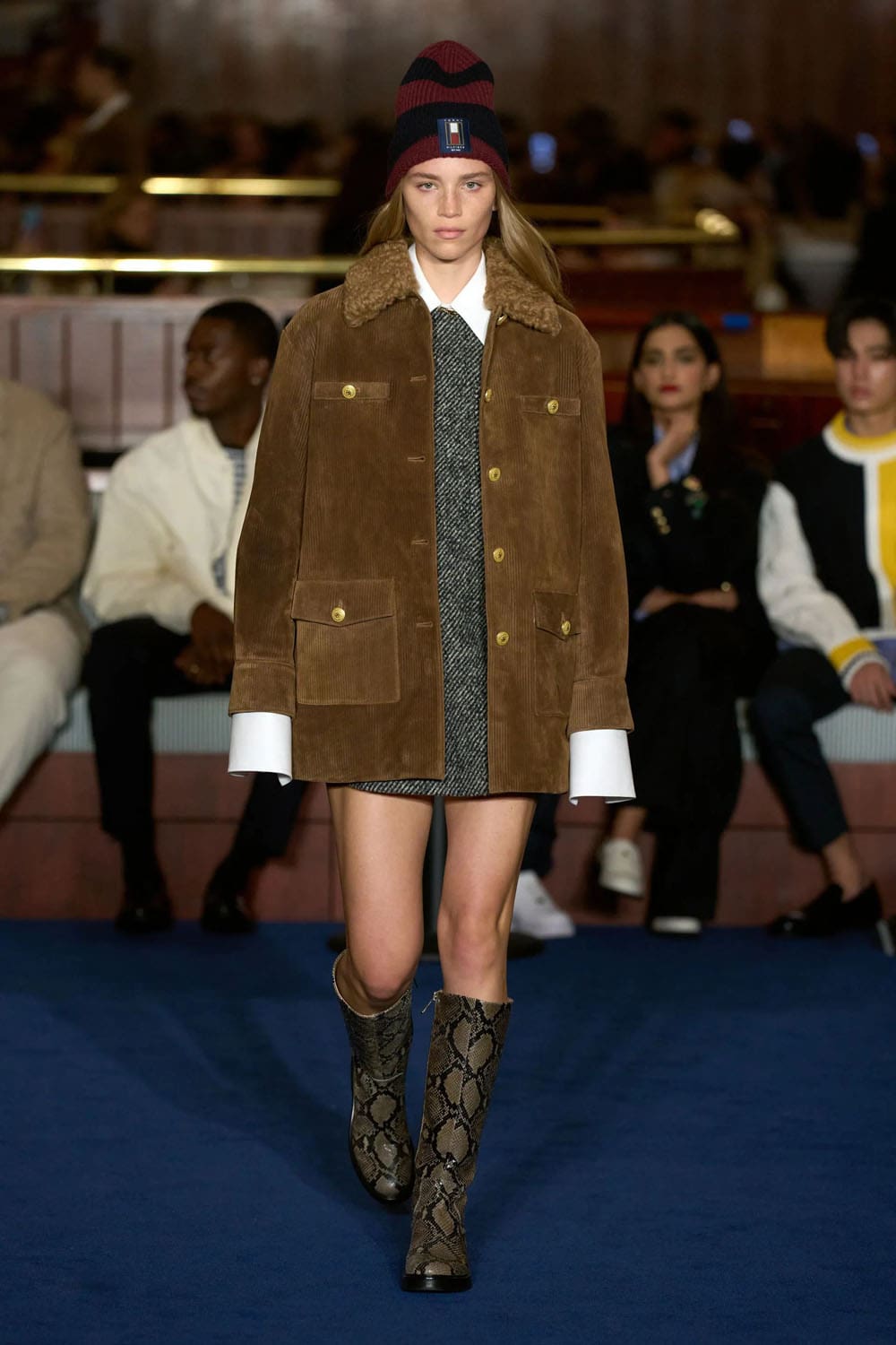 Tommy Hilfiger Fall Winter 2024 2025 Runway Magazine (40)