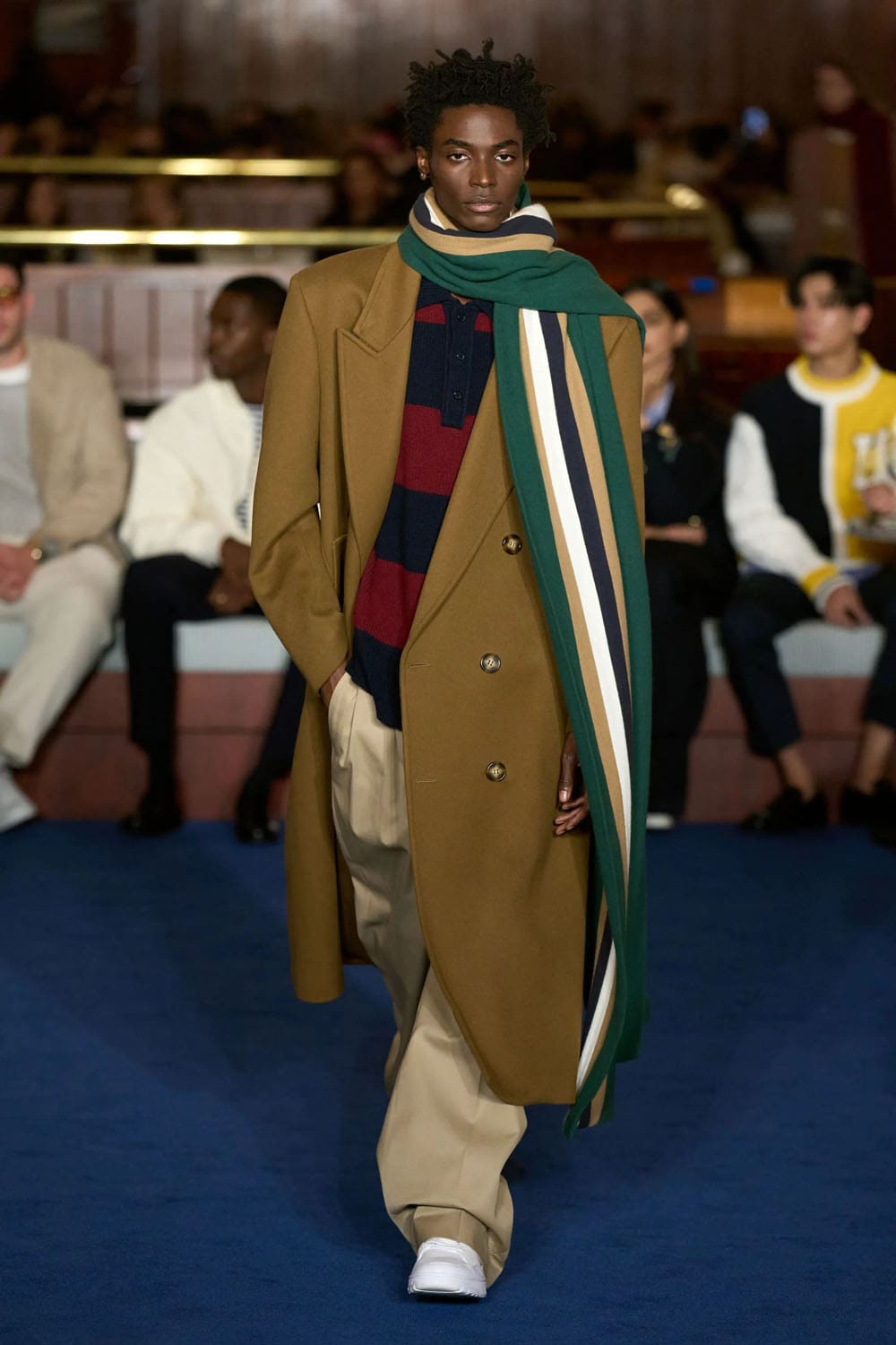 Tommy Hilfiger Fall Winter 2024 2025 Runway Magazine (43)