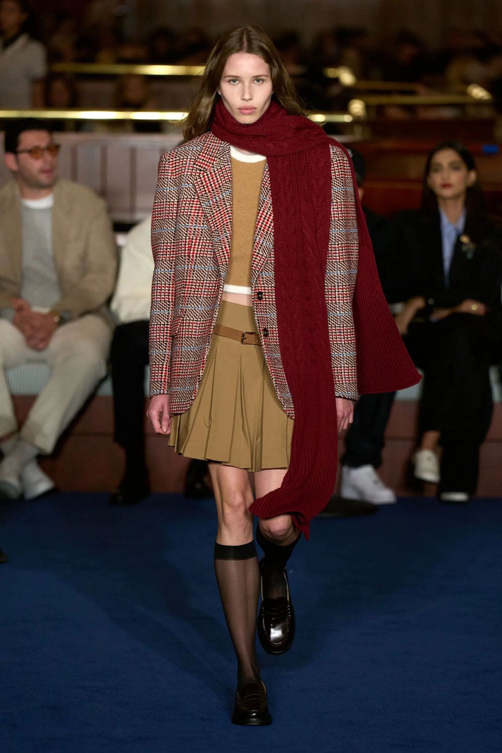 Tommy Hilfiger Fall Winter 2024 2025 Runway Magazine (46)