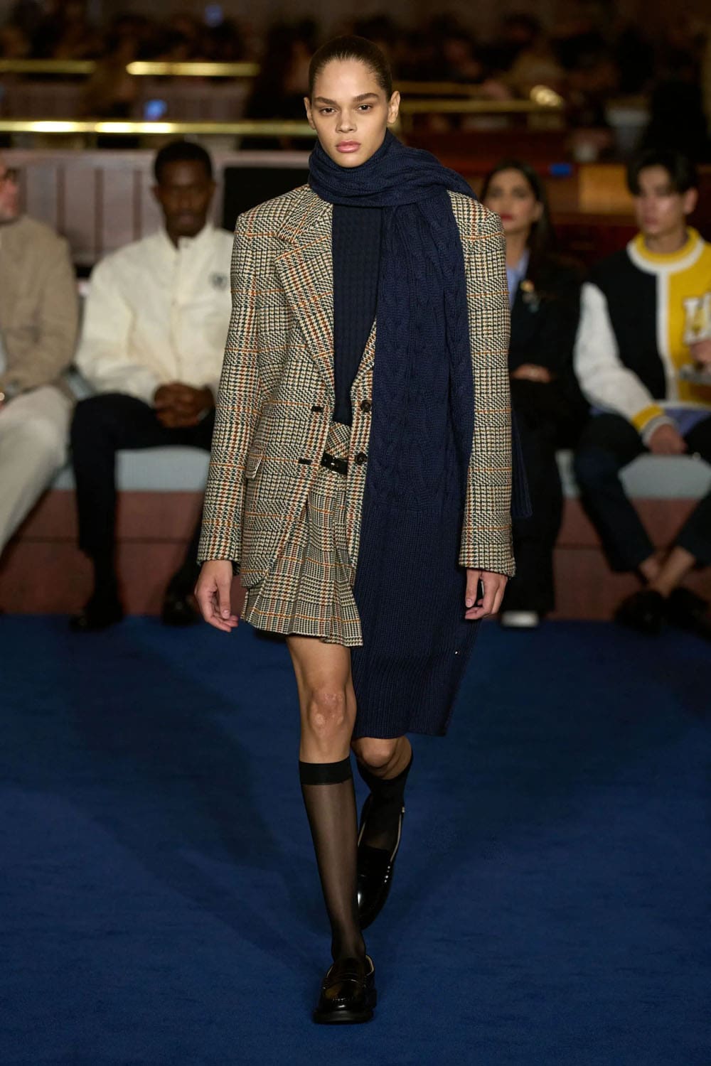 Tommy Hilfiger Fall Winter 2024 2025 Runway Magazine (55)