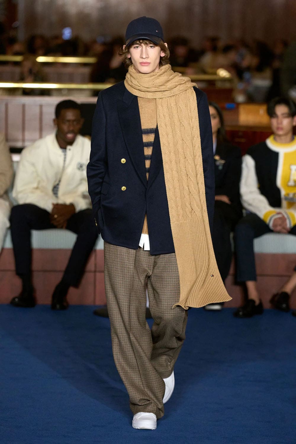Tommy Hilfiger Fall Winter 2024 2025 Runway Magazine (6)