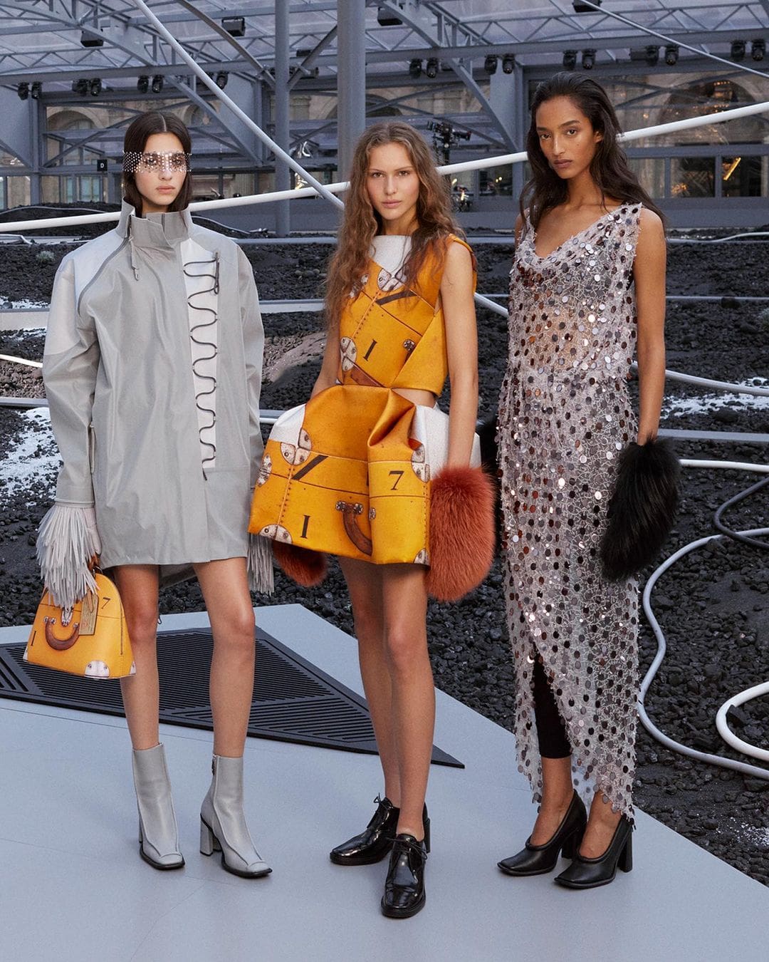 2 ルイ・ヴィトン 秋冬 2024 2025 既製服 Runway 雑誌