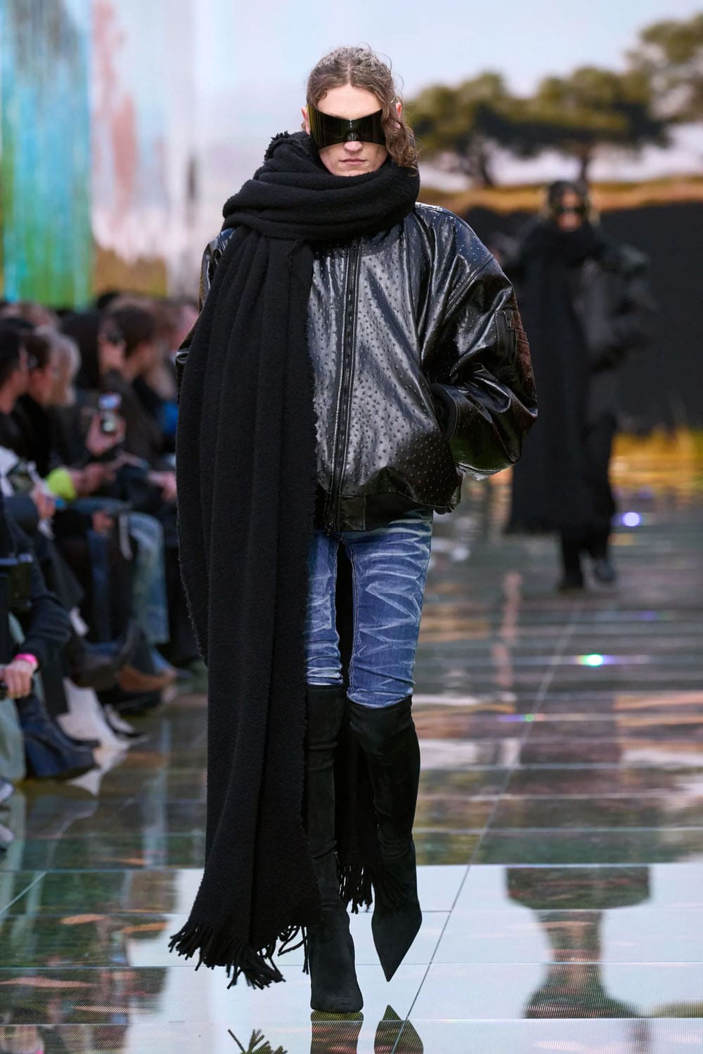 バレンシアガ 秋 2024、 秋 2024 2025 Runway 雑誌(30)