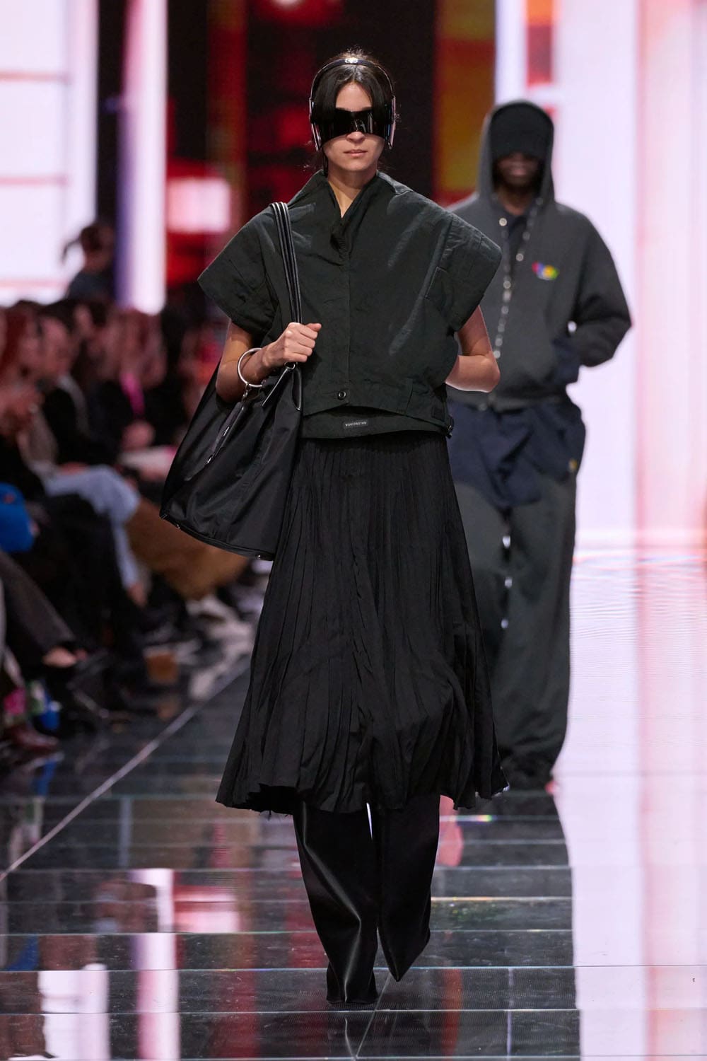 バレンシアガ 秋 2024、 秋 2024 2025 Runway 雑誌(40)