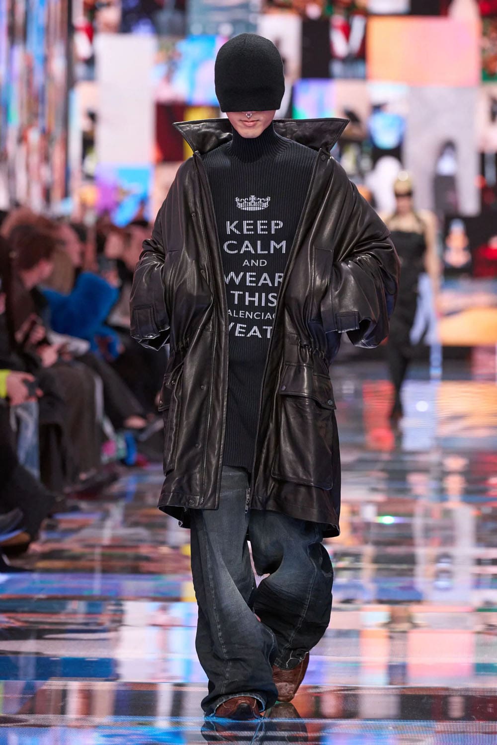 バレンシアガ 秋 2024、 秋 2024 2025 Runway 雑誌(47)