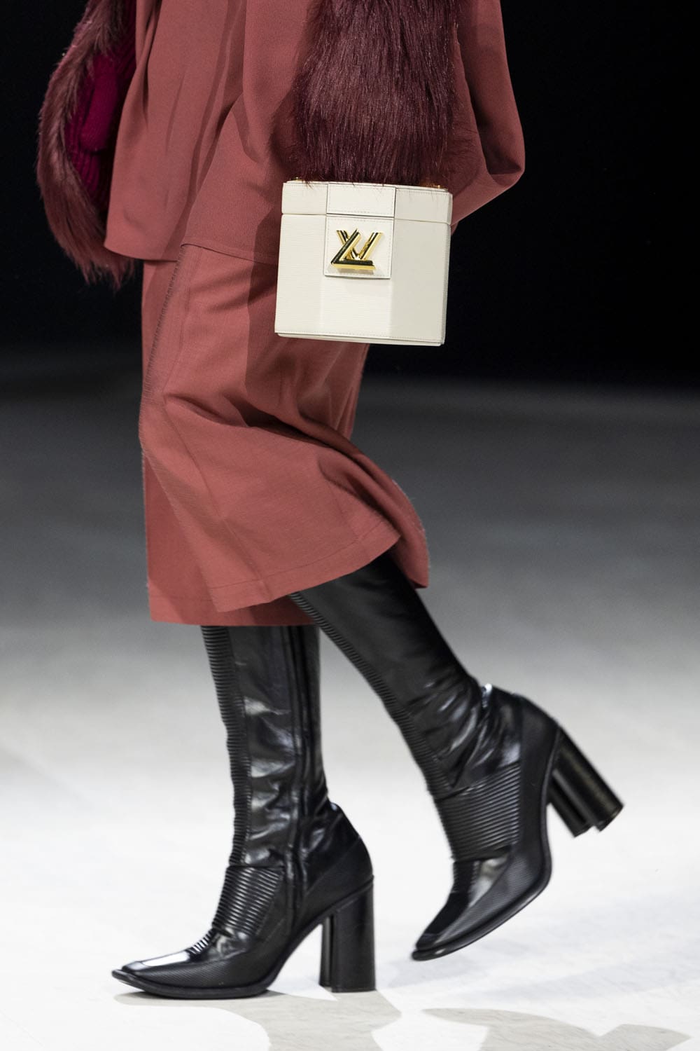 Autunno Louis Vuitton 2024 25 Borse, Louis Vuitton Autunno 2024 Dettagli Runway Magazine (28)