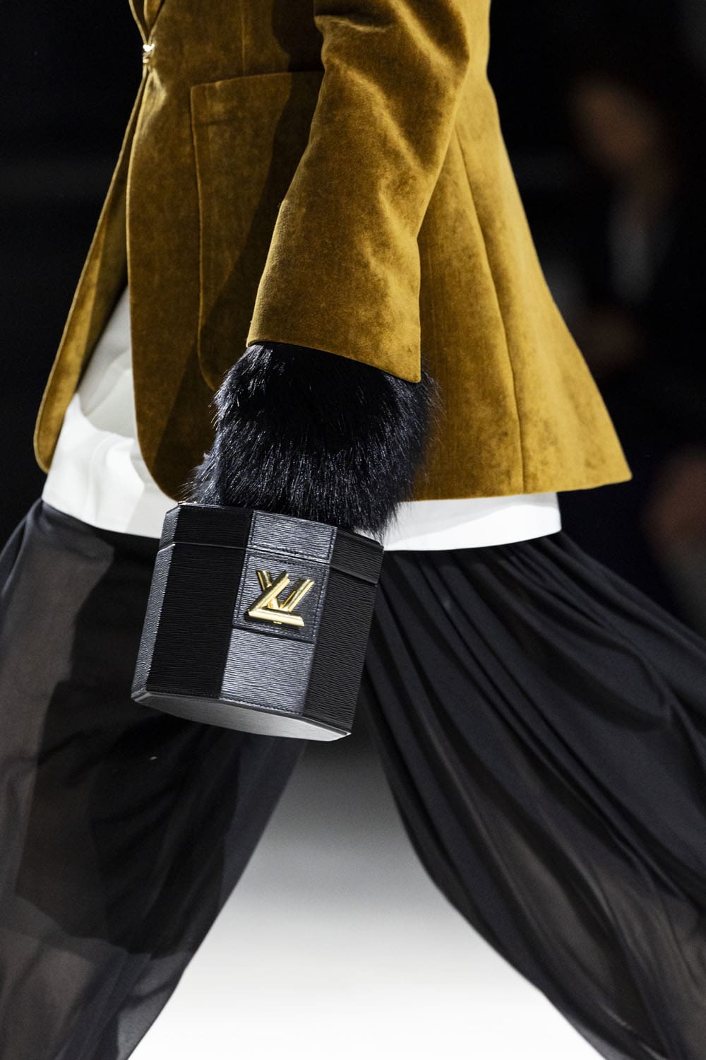 Autunno Louis Vuitton 2024 25 Borse, Louis Vuitton Autunno 2024 Dettagli Runway Magazine (32)