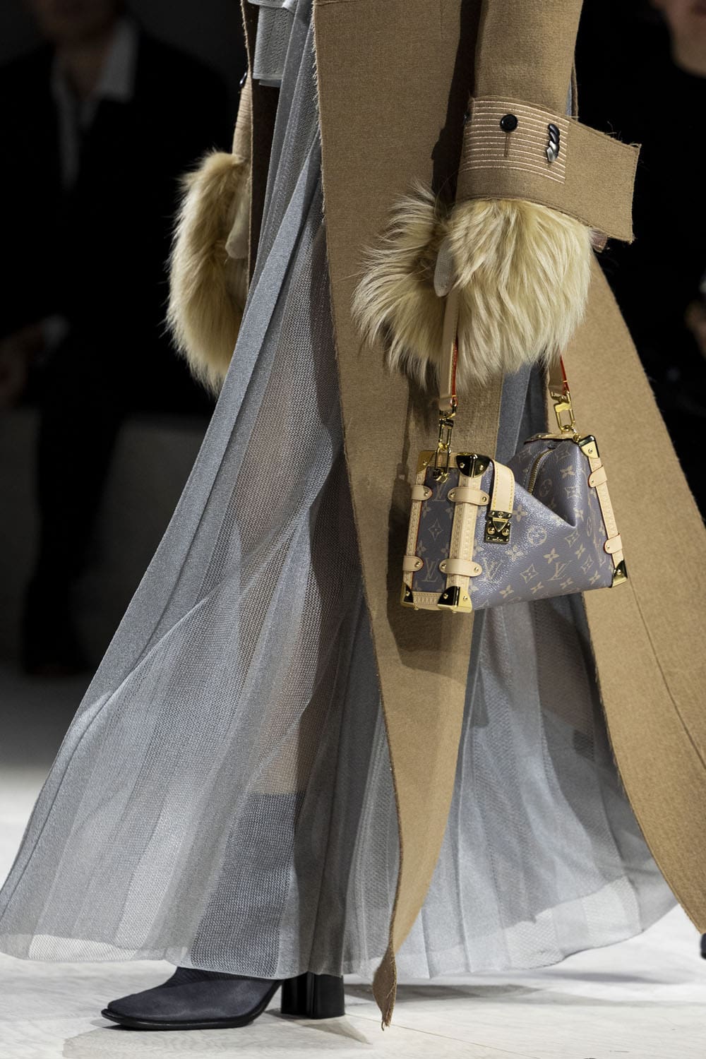 Autunno Louis Vuitton 2024 25 Borse, Louis Vuitton Autunno 2024 Dettagli Runway Magazine (35)