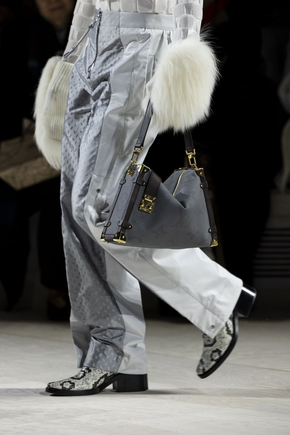 Autunno Louis Vuitton 2024 25 Borse, Louis Vuitton Autunno 2024 Dettagli Runway Magazine (6)
