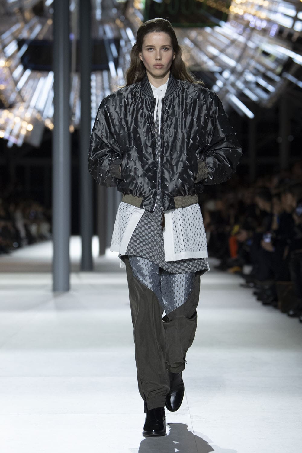 ルイ・ヴィトン 秋冬 2024 2025 既製服 Runway 雑誌(17)