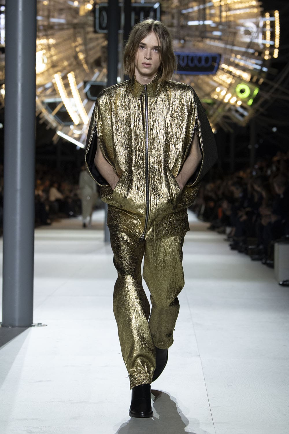 ルイ・ヴィトン 秋冬 2024 2025 既製服 Runway 雑誌(30)