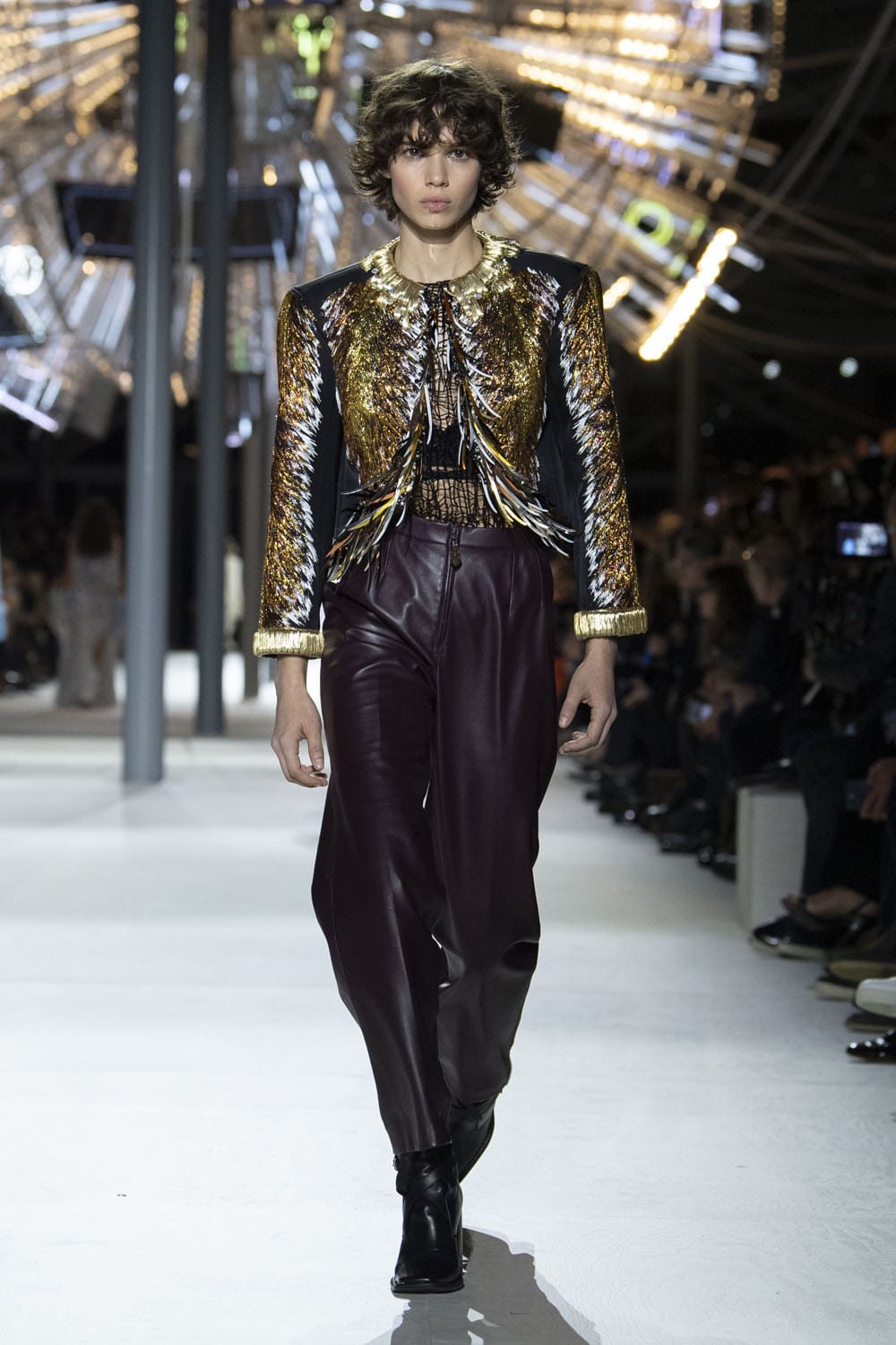 ルイ・ヴィトン 秋冬 2024 2025 既製服 Runway 雑誌(32)