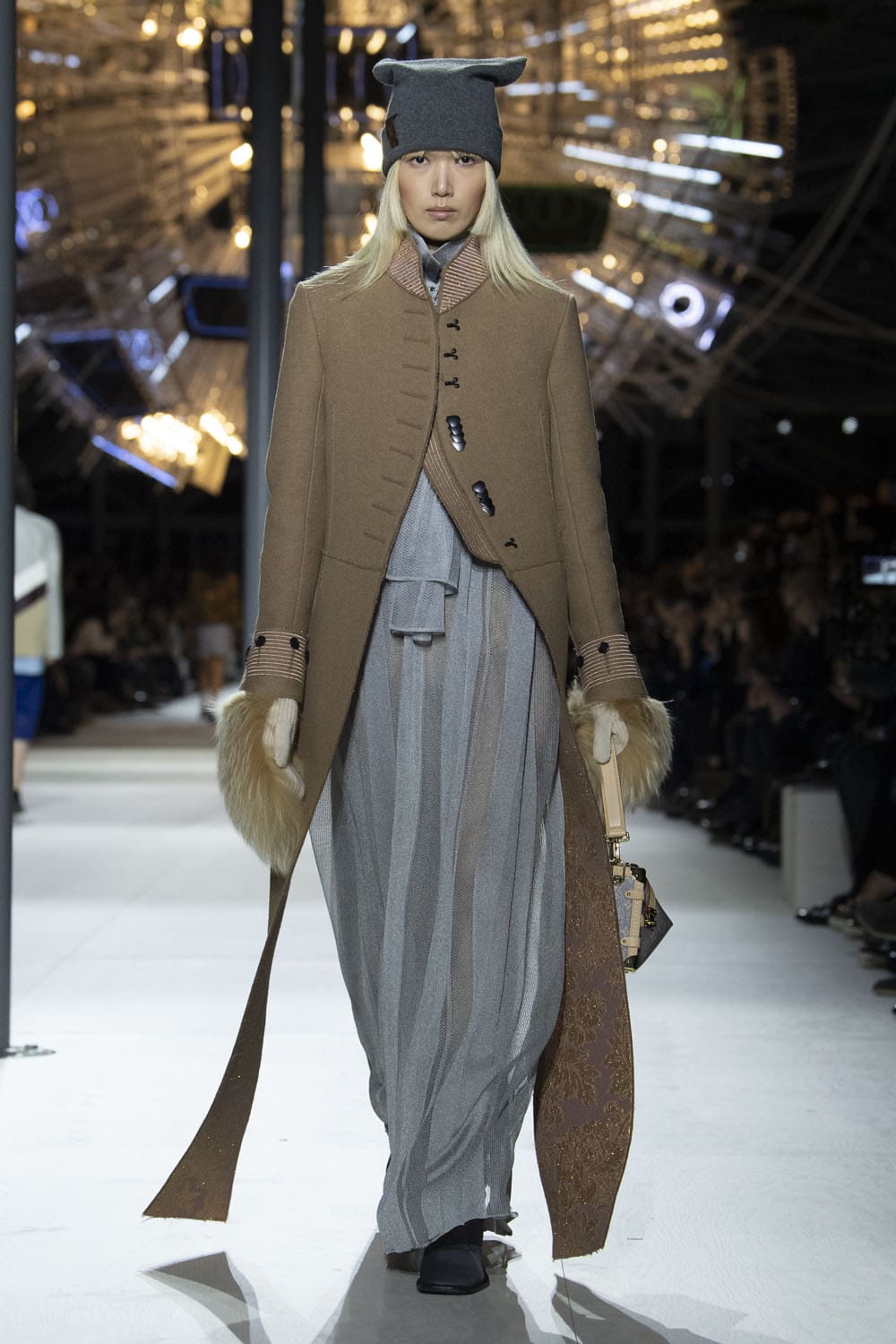 ルイ・ヴィトン 秋冬 2024 2025 既製服 Runway 雑誌(53)