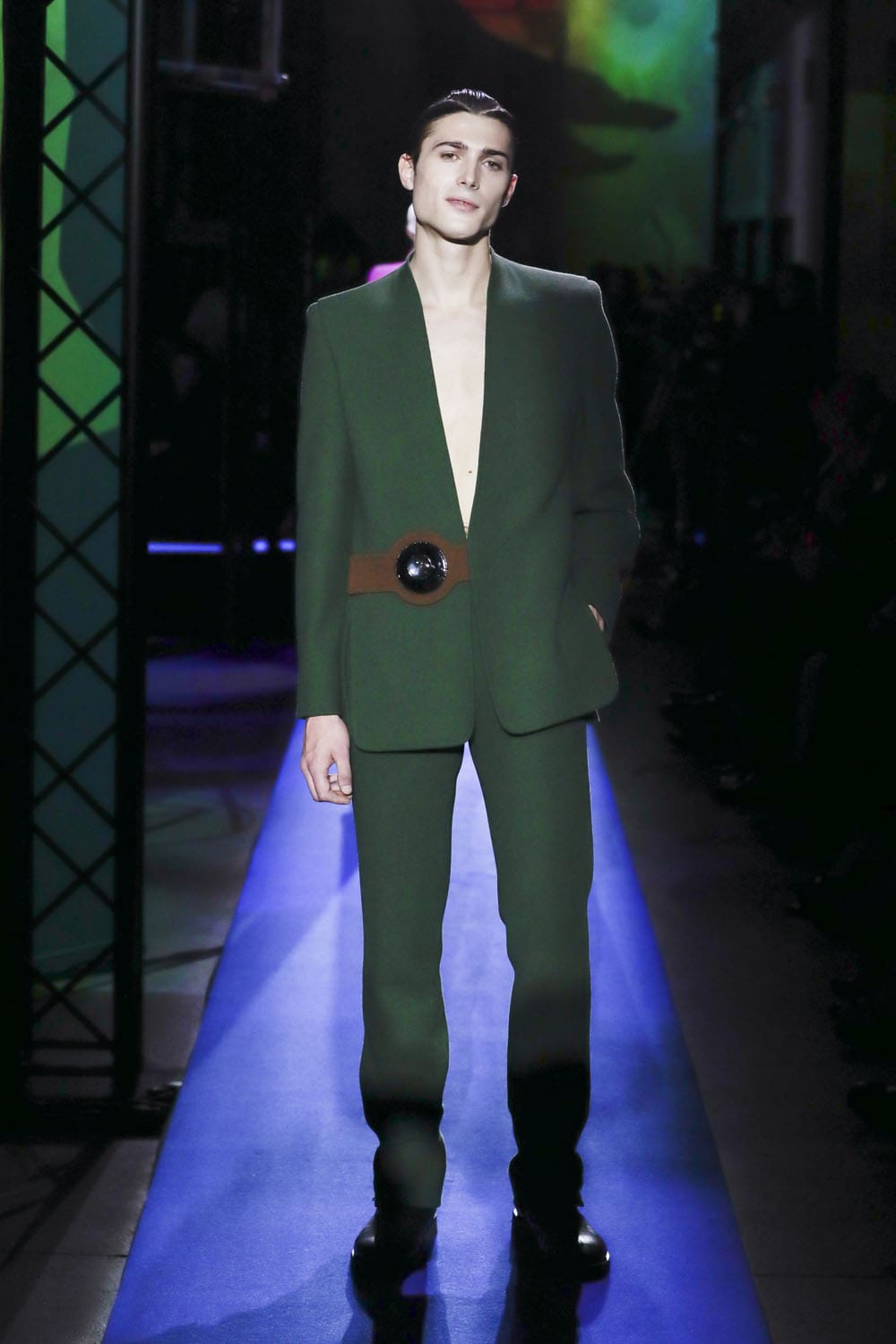 Pierre Cardin Automne Hiver 2024 2025 Runway Magazine (18)