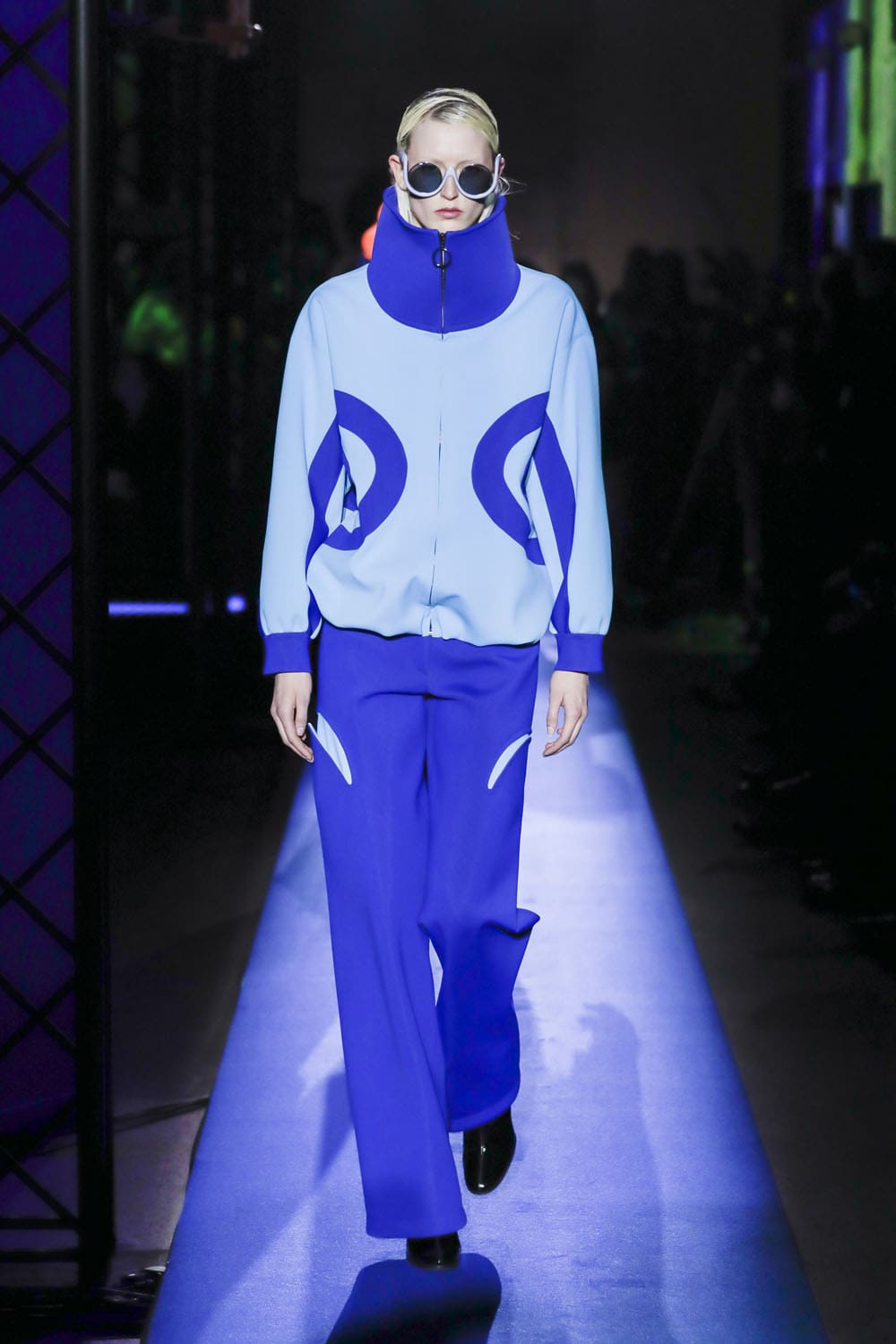 Pierre Cardin Automne Hiver 2024 2025 Runway Magazine (45)