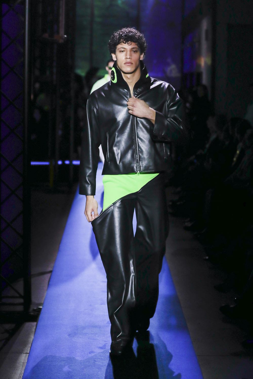 Pierre Cardin Automne Hiver 2024 2025 Runway Magazine (48)