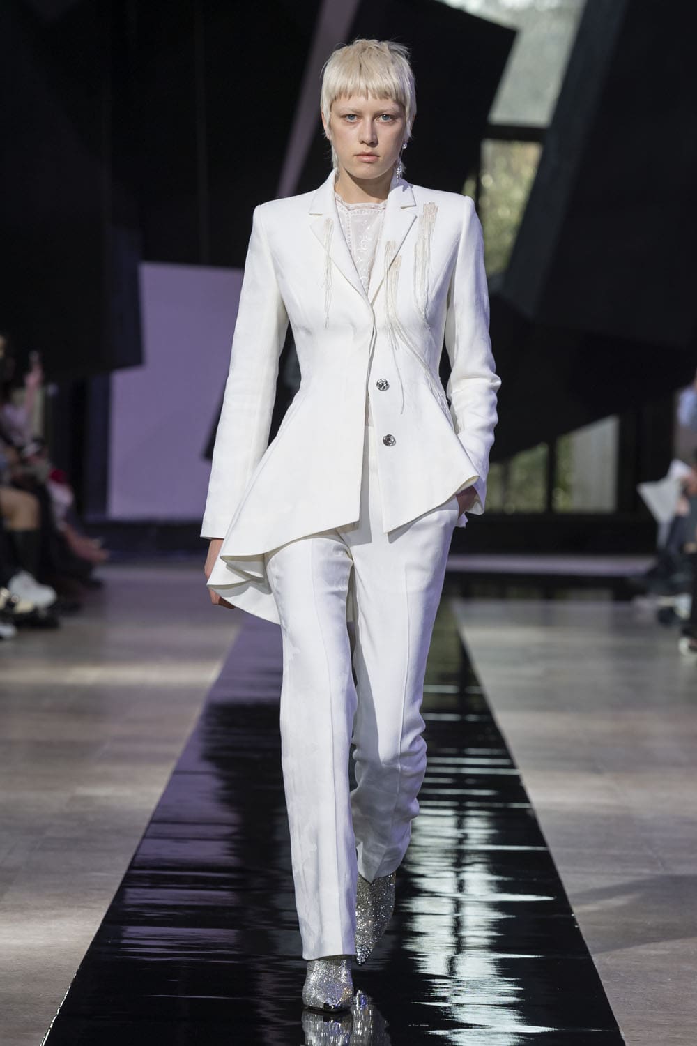 Shiatzy Chen Otoño Invierno 2024 2025 Runway Revista (4)