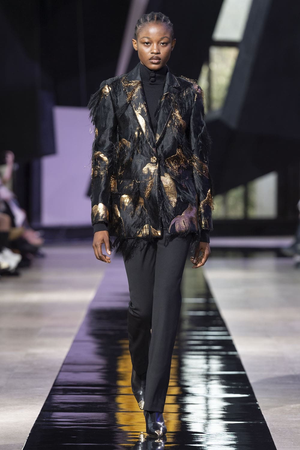Shiatzy Chen Otoño Invierno 2024 2025 Runway Revista (42)