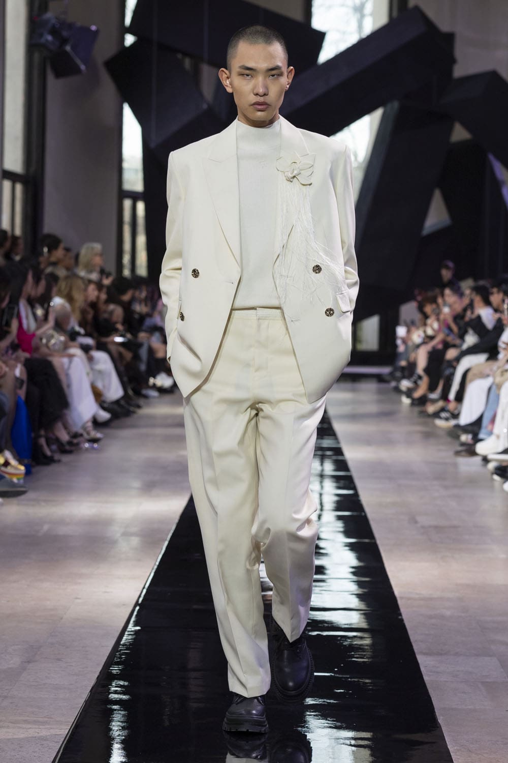 Shiatzy Chen Otoño Invierno 2024 2025 Runway Revista (48)