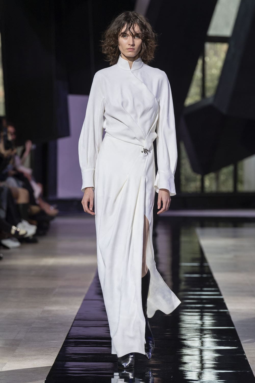 Shiatzy Chen Otoño Invierno 2024 2025 Runway Revista (49)