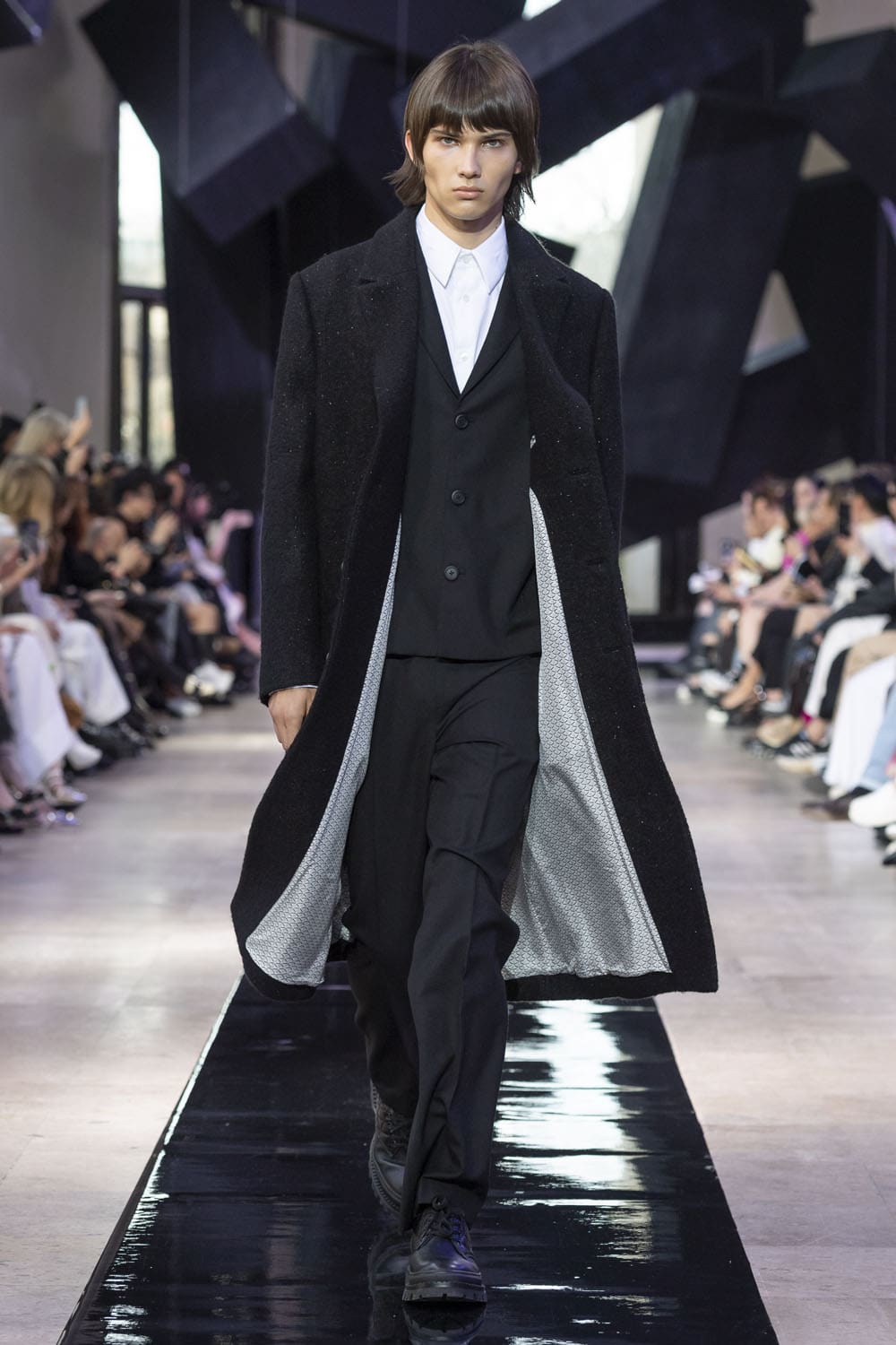Shiatzy Chen Otoño Invierno 2024 2025 Runway Revista (52)