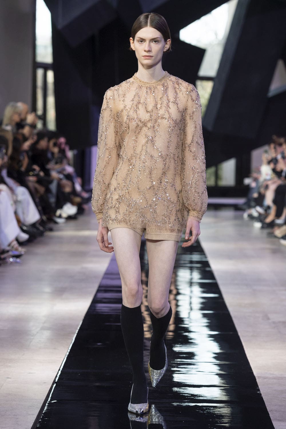 Shiatzy Chen Otoño Invierno 2024 2025 Runway Revista (56)
