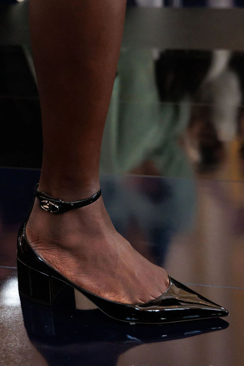 Valentino Herbst 2024, Herbst Winter 2024 2025 Einzelheiten RTW Runway Magazin (3)