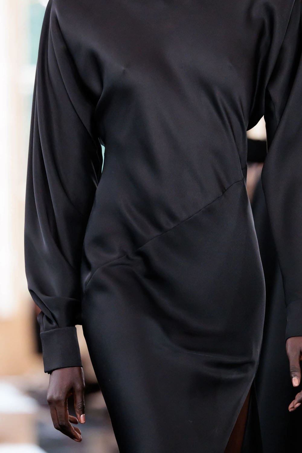 Valentino Herbst 2024, Herbst Winter 2024 2025 Einzelheiten RTW Runway Magazin (45)