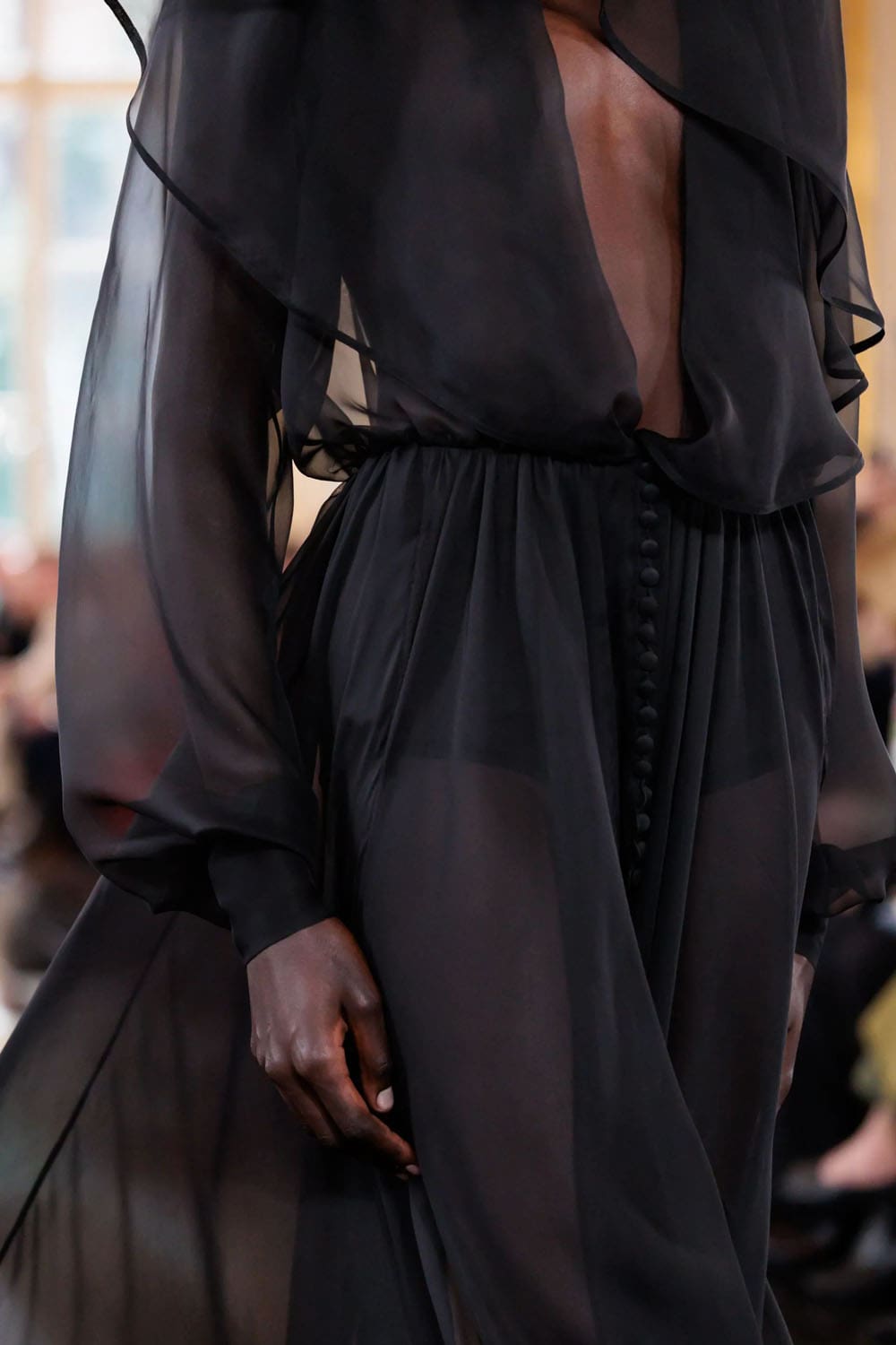Valentino Herbst 2024, Herbst Winter 2024 2025 Einzelheiten RTW Runway Magazin (52)