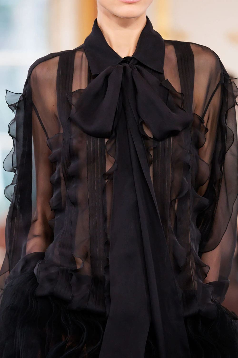 Valentino Herbst 2024, Herbst Winter 2024 2025 Einzelheiten RTW Runway Magazin (54)