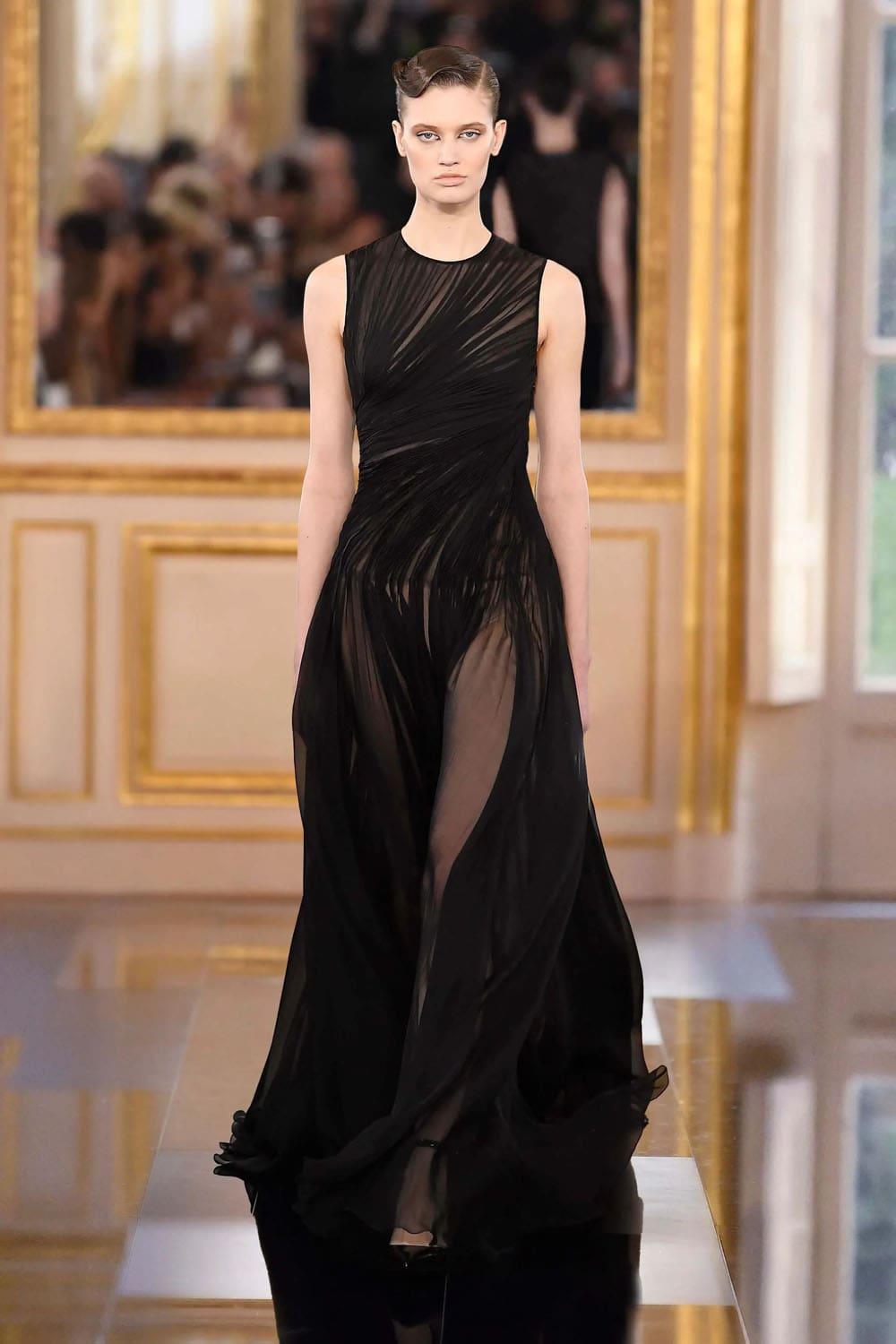 Valentino Herbst 2024, Herbst Winter 2024 2025 Konfektionsware Runway Magazin (56)