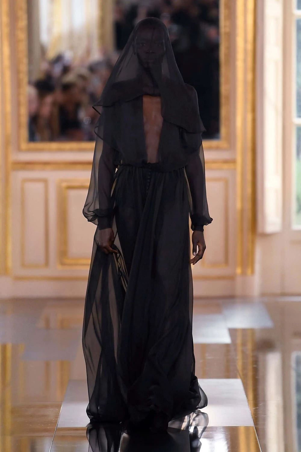 Valentino Herbst 2024, Herbst Winter 2024 2025 Konfektionsware Runway Magazin (60)