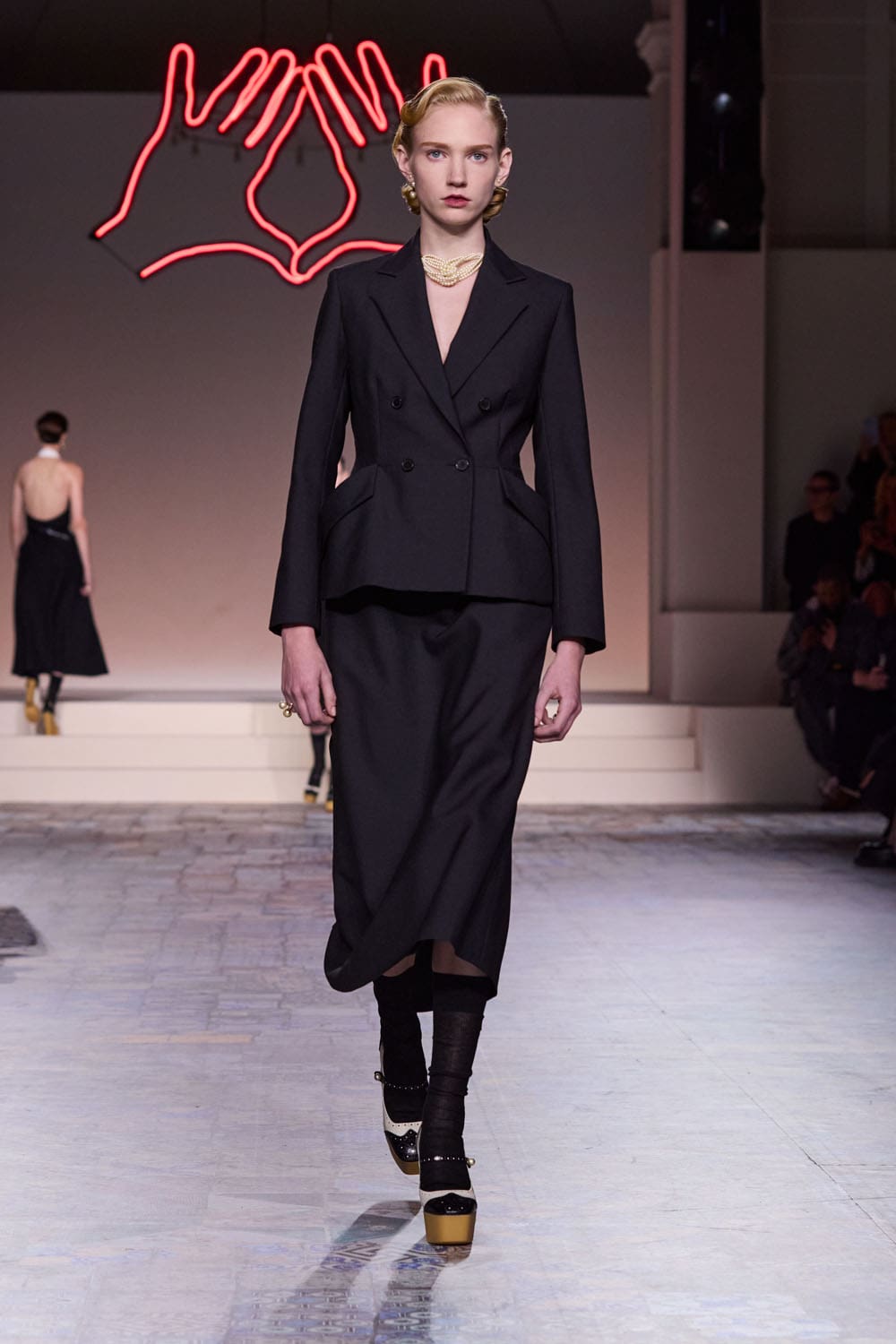 迪奥早秋系列 2024 纽约 Runway 杂志(10)
