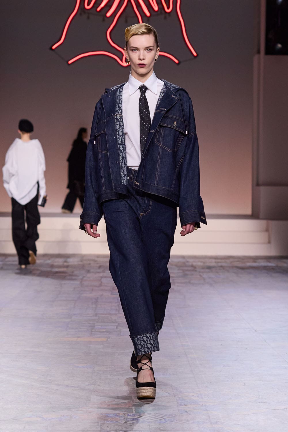 迪奥早秋系列 2024 纽约 Runway 杂志(28)