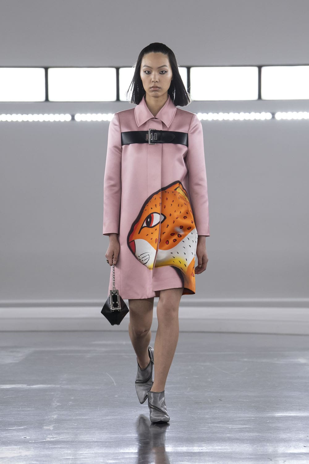 Louis Vuitton antes del otoño 2024 Shanghai Runway Revista (1)