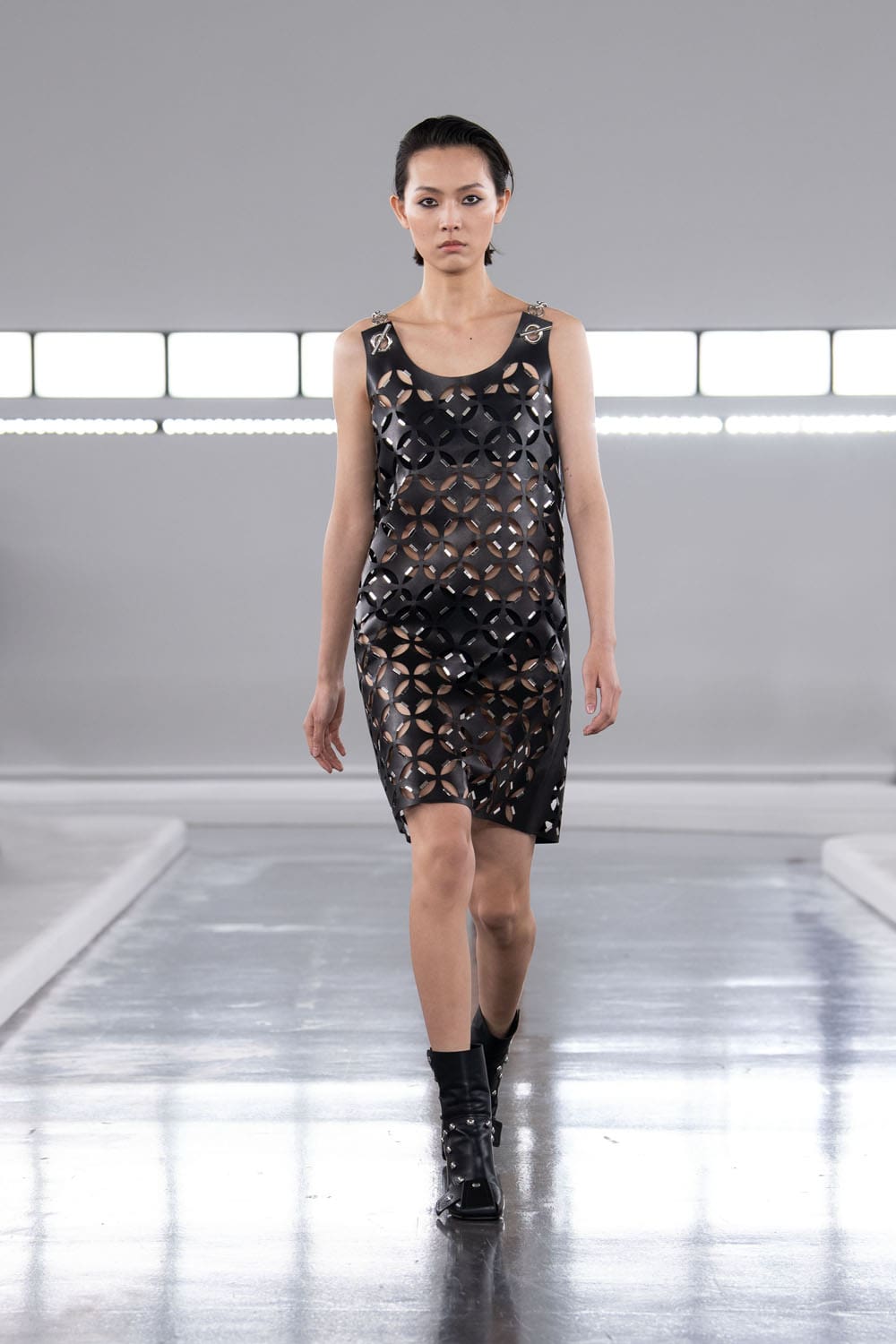 Louis Vuitton antes del otoño 2024 Shanghai Runway Revista (26)