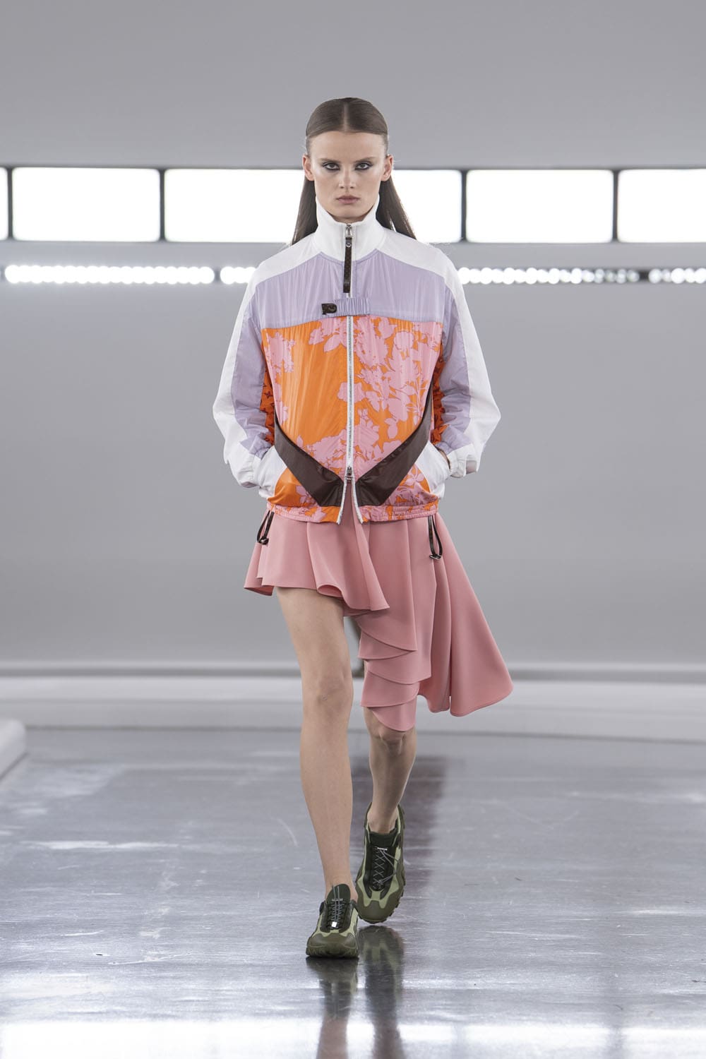 Louis Vuitton antes del otoño 2024 Shanghai Runway Revista (41)