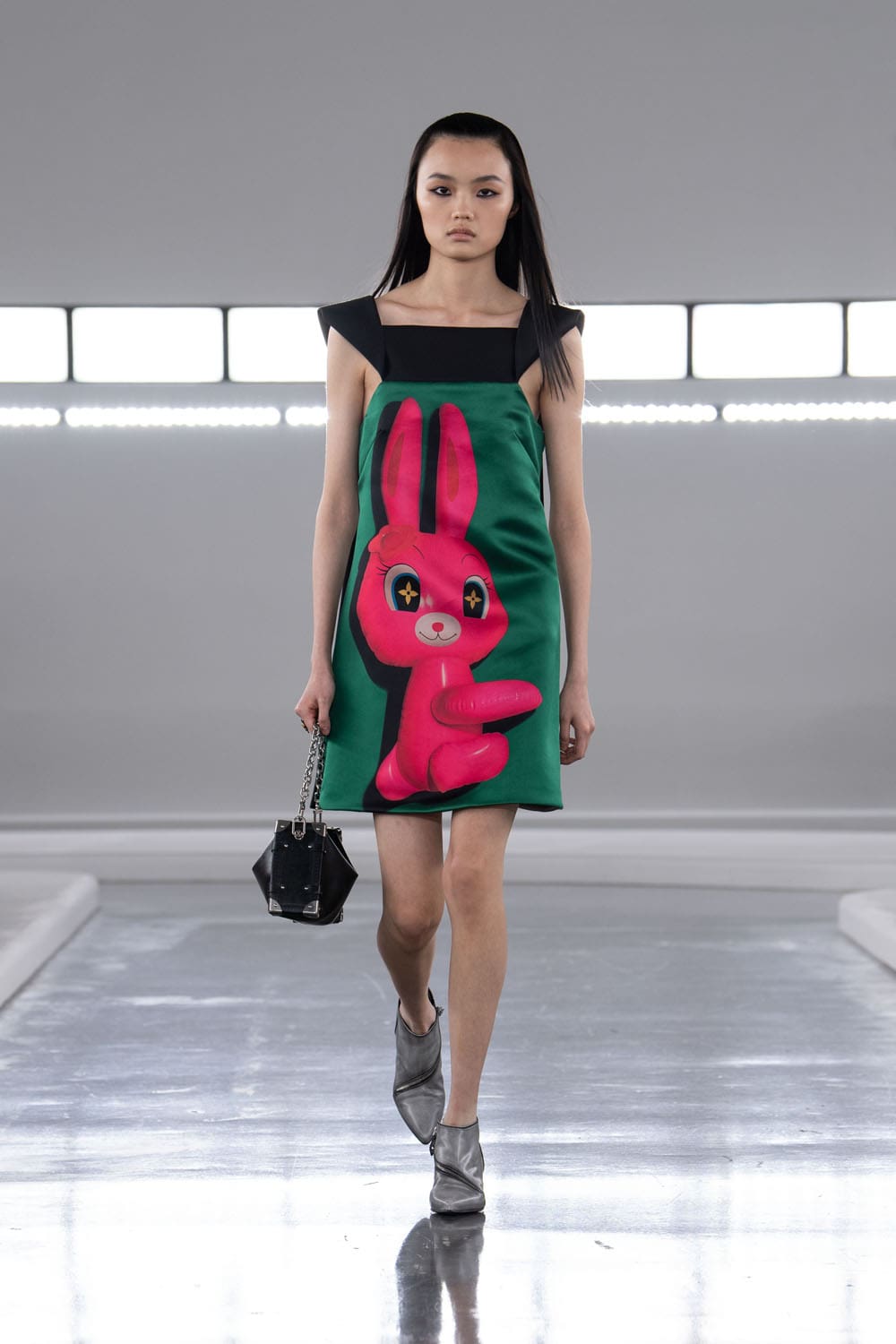 Louis Vuitton antes del otoño 2024 Shanghai Runway Revista (5)